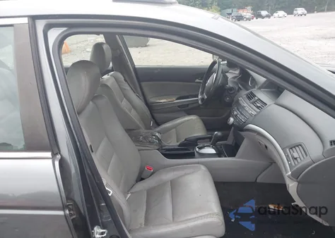 2010 Honda Accord 2.4 Ex-L z USA, uszkodzony, nr VIN 1HGCP2F85AA019366